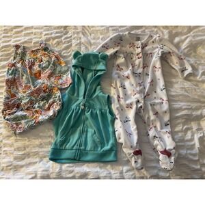 6/9 And 9 Month Girls Carter Bundle fleece Sleeper, Bear Ear Hooded Vest & Dress